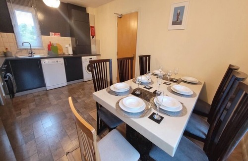 Glenisla House | Rehoboth Lodge