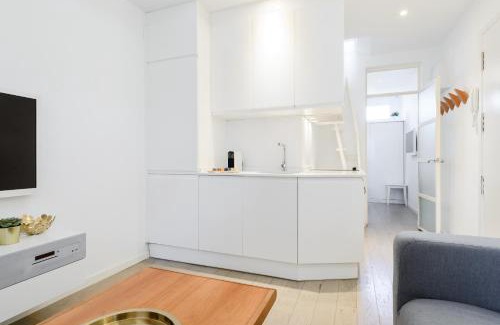 Embajadores Apartment | Reina Sofía - Buhardilas con encanto, AC