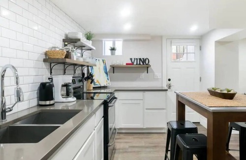 Washington Park Apartment | Rejuvenate in a Renovated Wash Park Garden House