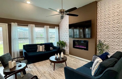 Royse City House | Relacing and spacious 4-bedroom house in welcoming Royse City