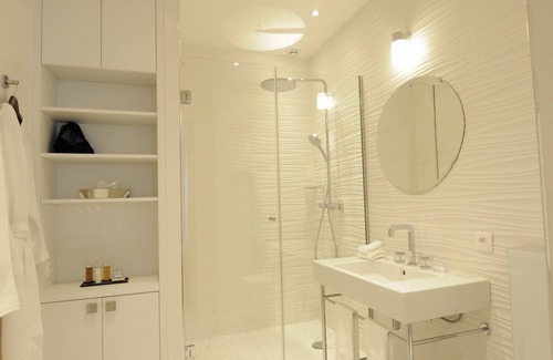 Grenelle Bed & Breakfast | Relais 12bis B&B