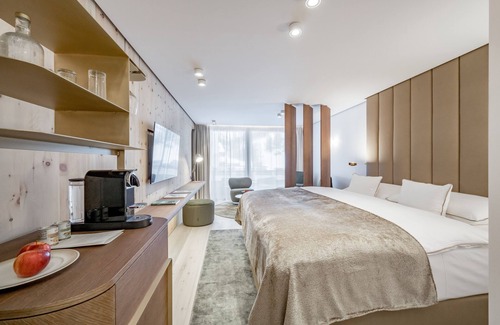 Ravaisch Hotel | Relais & Châteaux Chasa Montana