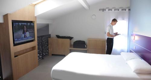 Charlieu Hotel | Relais De L'abbaye