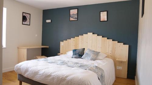 Les Halles Hotel | Relais des Monts du Lyonnais