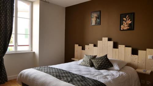 Les Halles Hotel | Relais des Monts du Lyonnais