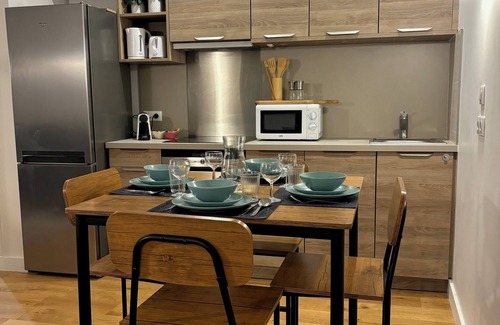 Epinay-sur-Seine Apartment | Relax 1 Bedroom Apartment Next to les Thermes - Eg01