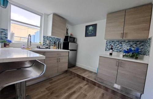 Flagami Apartment | Relax 521- at the side