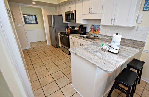 Gulf Shores Condo | Relax and Catch a couple of fish! 🎣 ~ There is something for everyone!