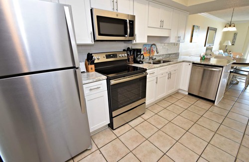 Gulf Shores Condo | Relax and Catch a couple of fish! 🎣 ~ There is something for everyone!