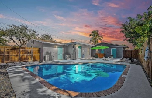 Poinsettia Heights Apartment | *Relax and Enjoy Fort Lauderdale Beach!