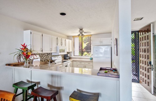Keauhou Condo | Relax and enjoy your own spacious private lanai with ocean & sunset views