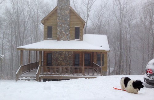 Beech Mountain Cabin | Relax And Have Fun In This Cozy Mountain Cabin