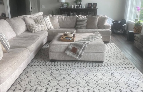 New Haven  Hamilton County House | Relax and slip away in our 4 bedroom home that has an olympic size swimming pool