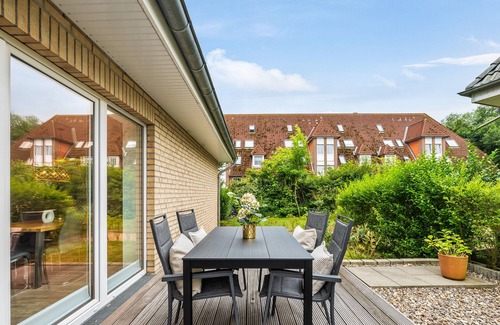Timmendorfer Strand Apartment | "Relax and Unwind in the Cozy Bikini Bottom Apartment by the Beach!"