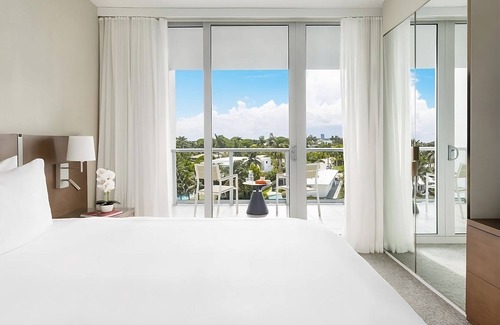 Bay Harbor Islands Hotel | Relax and Unwind! Family-friendly Unit w/Balcony, Rooftop Pool. Parking On-Site