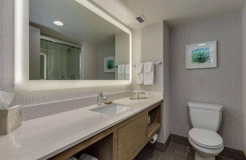 Chandler Hotel | Relax and Unwind in a Beautiful Chandler Suite, Minutes from Downtown Phoenix