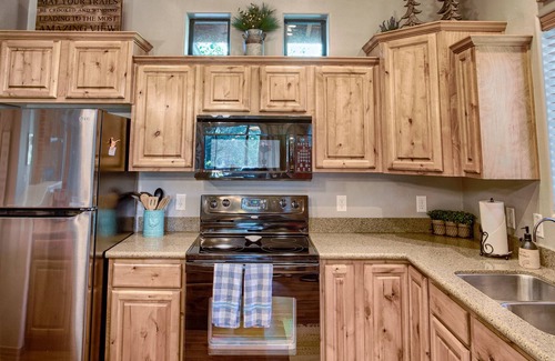 Torreon House | Relax and unwind in the White Mountains!