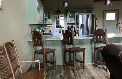 Glenwood Cabin | Relax and Unwind on the Caddo River in Beautiful Arkansas! Book now!