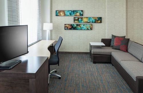 Clearwater Beach Hotel | Relax and Unwind! Onsite Pool, Pet-friendly Property, Steps to the Beach.