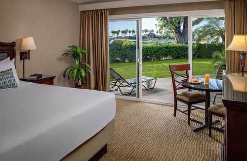 San Diego Hotel | Relax and Unwind! Resort King, Bahia Resort Hotel, Private Beach