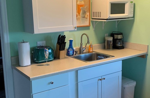 Free Union Cottage | Relax at 3100 feet and enjoy the peace and tranquility