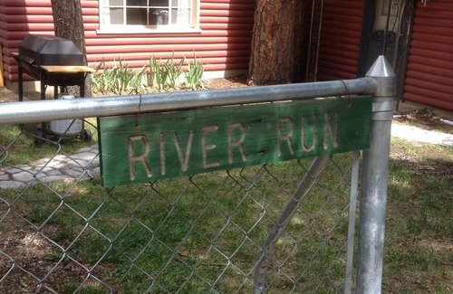Ruidoso Cabin | Relax at our River Front Cabin in Historic Upper Canyon