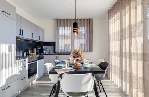 Zirchow Apartment | Relax at Pine Hill Resort: new, modern apartment C 10 with garden view