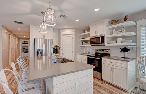 Port Aransas House | Relax at the Crooked Cabin with a Private Pool