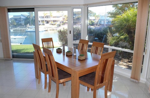 Port Lincoln House | Relax at the Marina