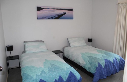 Port Lincoln House | Relax at the Marina