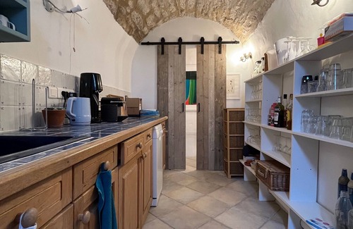 Sauliac-sur-Cele Villa | Relax by pool with view over Célé valley