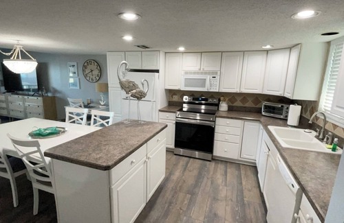 Ormond Beach Condo | Relax by the sea!