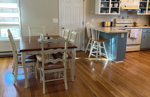 Maplewood House | Relax by the sea! Entire 3-Bedroom Home near Rehoboth Beach Boardwalk, 8 min