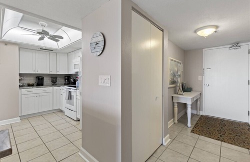 Daytona Beach Shores Condo | Relax & Chill Beachside Condo