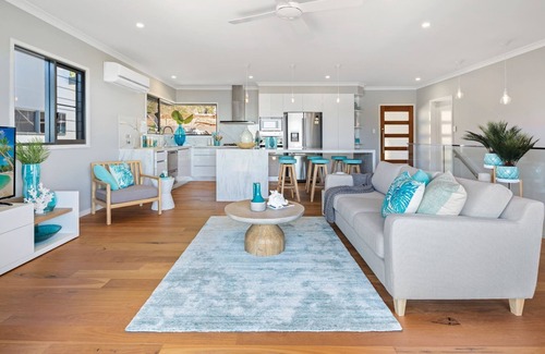 Airlie Beach House | Relax & Daydream at 2 Elementa