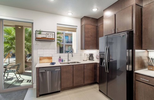 St. George House | Relax in a 4BR, 3.5BA St. George townhouse near Zion! Pool, hot tubs, balconies | Pet-friendly!