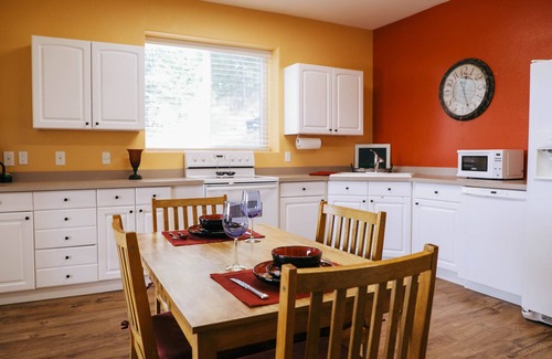 Coeur d'Alene Apartment | Relax in beautiful mountain serenity while planning your local adventures.