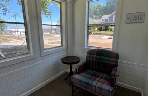 Beachwood-Bluffton House | Relax in Bluffton Family Lake View Retreat 4BR 2BA