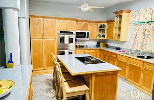 Estate Fortuna House | Relax in Fortuna! Villa with Free Car, AC in Bedrooms, Snorkeling Nearby