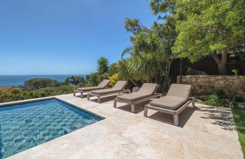 Camps Bay Villa | Relax in Style at this Stunning Villa in Camps Bay, Cape Town