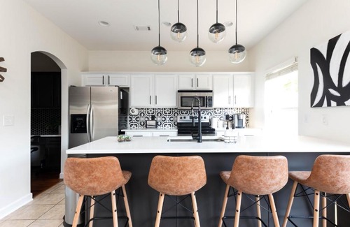 Hurwood Heights House | Relax in Style Near the Heart of Music City