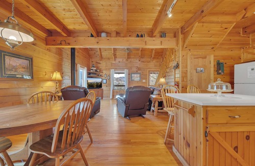 Pigeon Forge Cabin | Relax in the Evening Shade in This Smoky Mountain Haven!