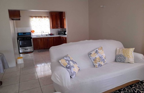 Stewart Town Apartment | Relax in the hills of St. Ann - 20 minutes from the beach!