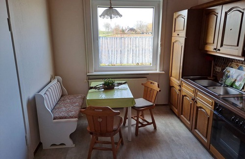 Friedrichskoog Condo | Relax in the iodine-rich North Sea air in the first floor apartment Deichblick
