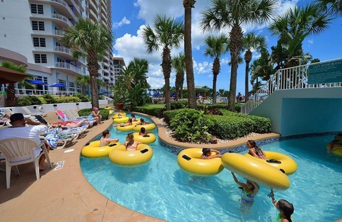 Daytona Beach Condo | Relax in this beautiful 2BR Ocean Front Deluxe Unit! W/Jacuzzi Jet Tub