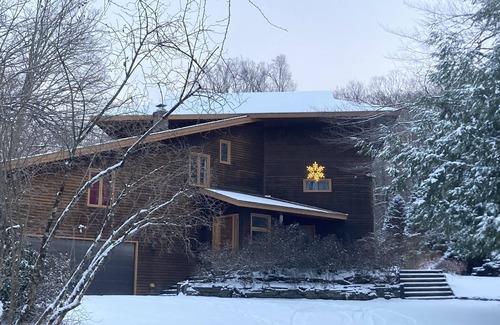 Jericho House | Relax in this spacious Vermont mountain home