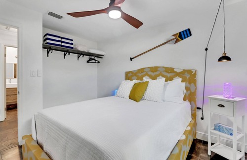 Golden Gate House | Relax in your Private Paradise.
