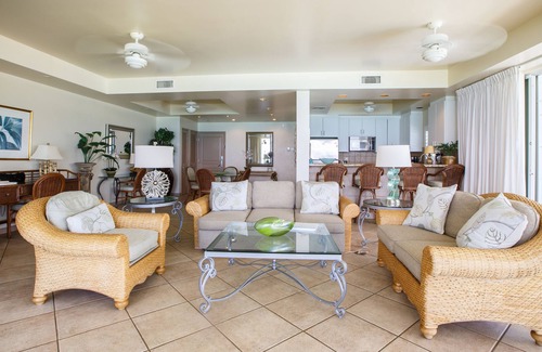 The Bight Condo | Relax in your very own private paradise