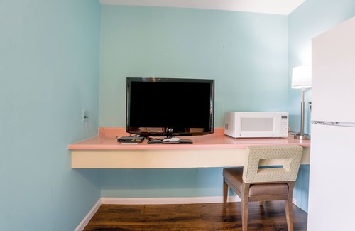 Natural Bridge Hotel | Relax Inn By OYO Natural Bridge I-81