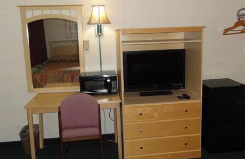 Big Flats Airport Hotel | Relax Inn Elmira